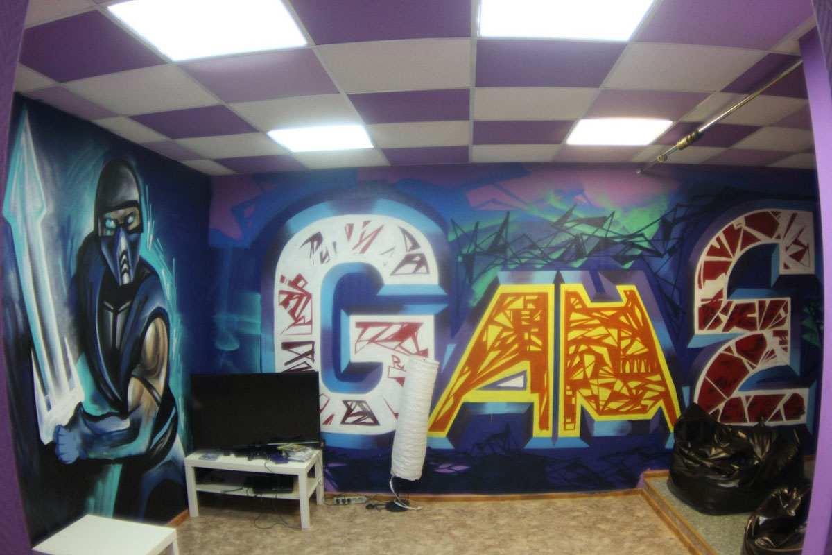 Основной зал — Нереальное кафе на Профсоюзной улице