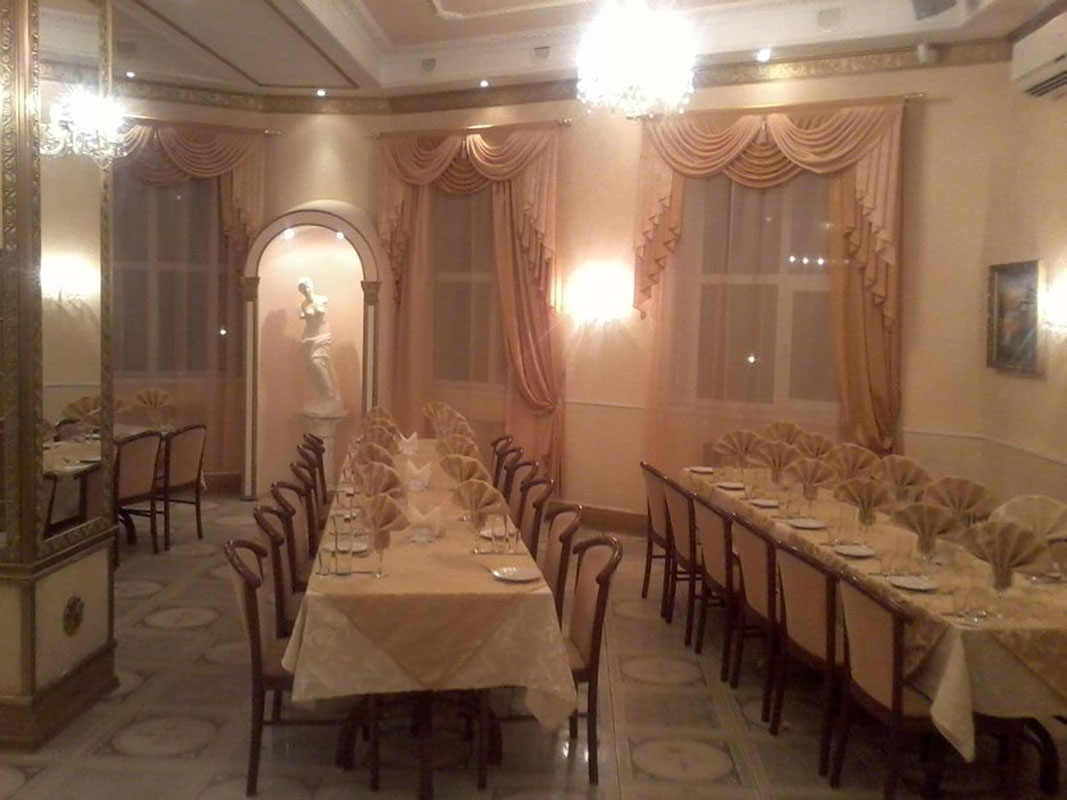 Кафе-ресторан Сударь — Основной зал, фото банкетного зала