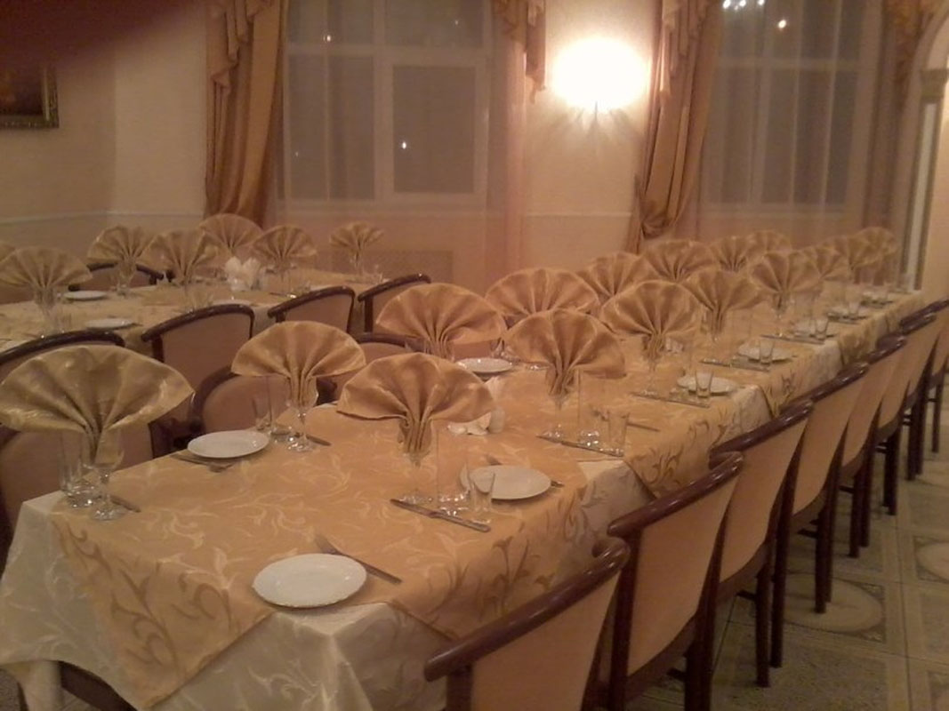 Основной зал — Кафе-ресторан Сударь