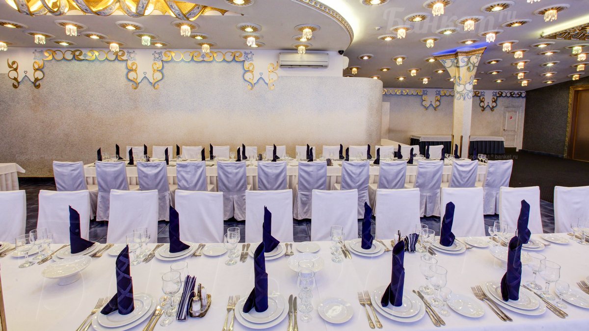 Парадный зал — Кафе Бегония