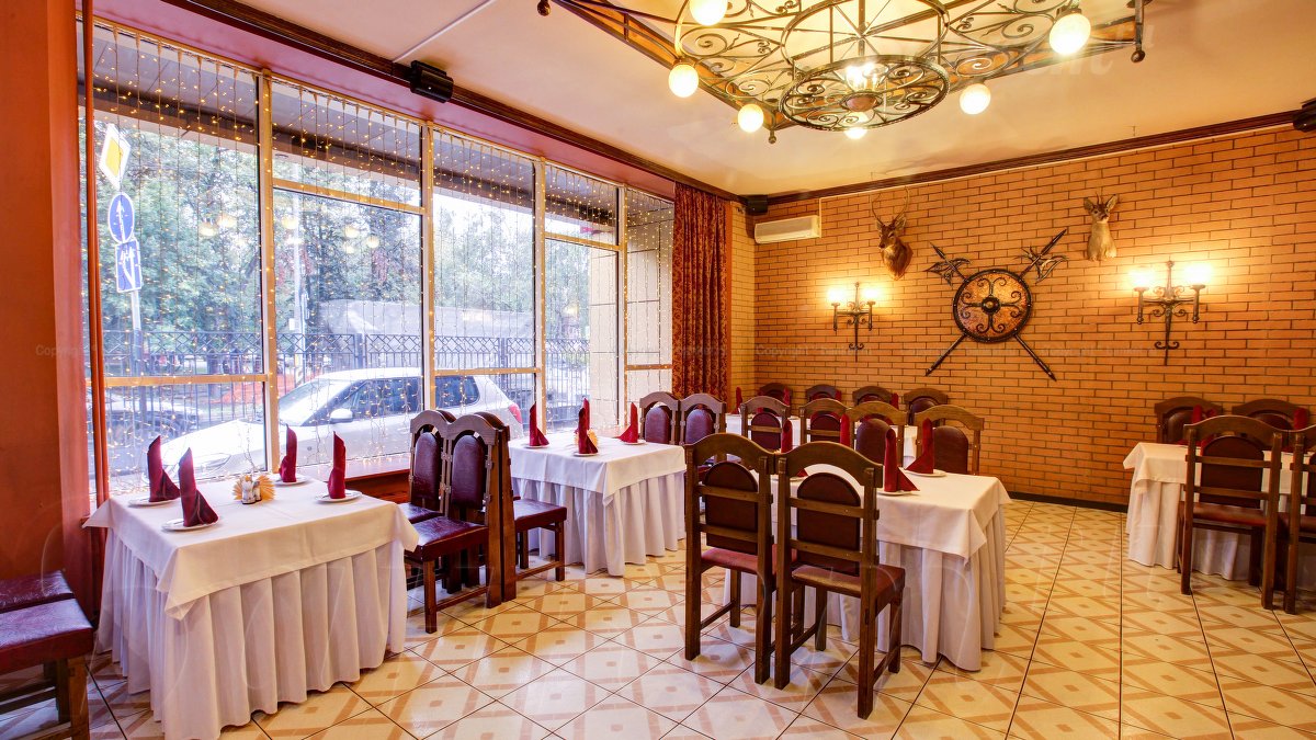 Охотничий зал — Кафе Бегония