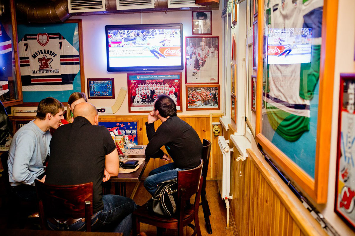 Спорт-бар 170 грамм — Основной зал, фото банкетного зала