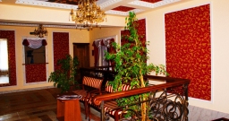 Основной зал — интерьер зала