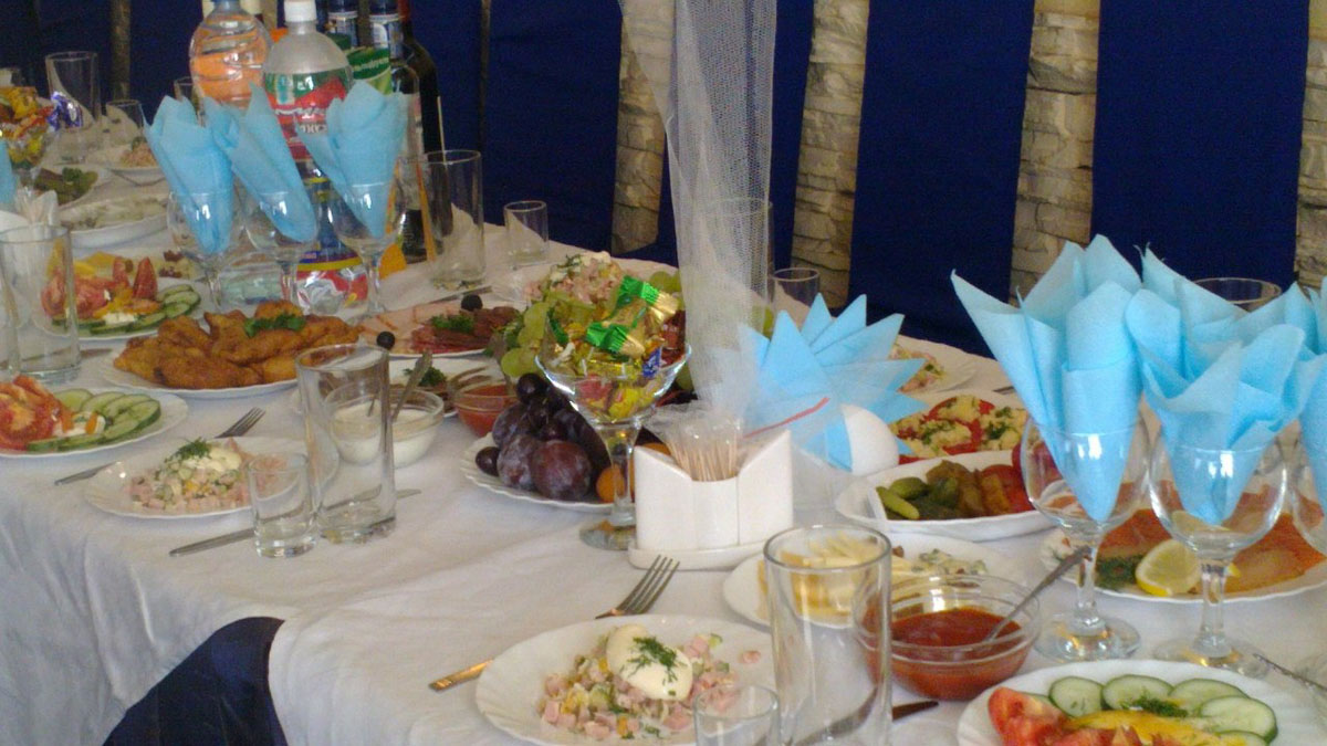 Основной зал — Берег