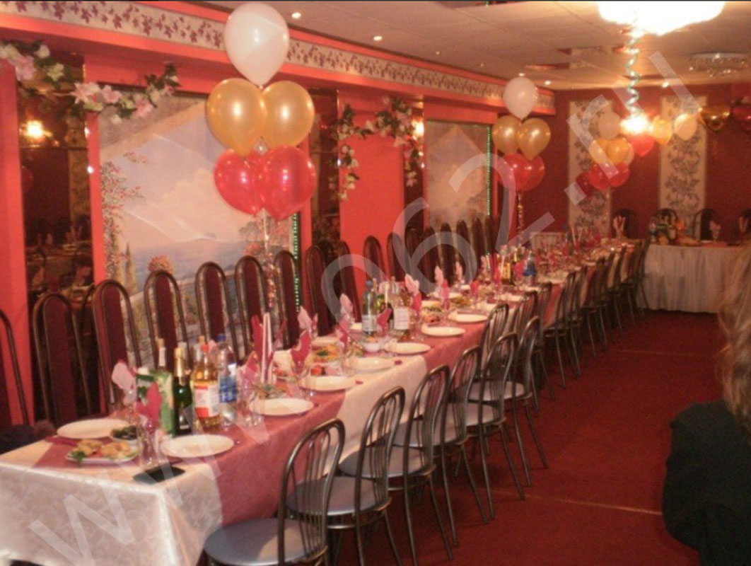 Ласточка на улице Интернациональной — Основной зал, фото банкетного зала