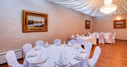 Основной зал — интерьер зала