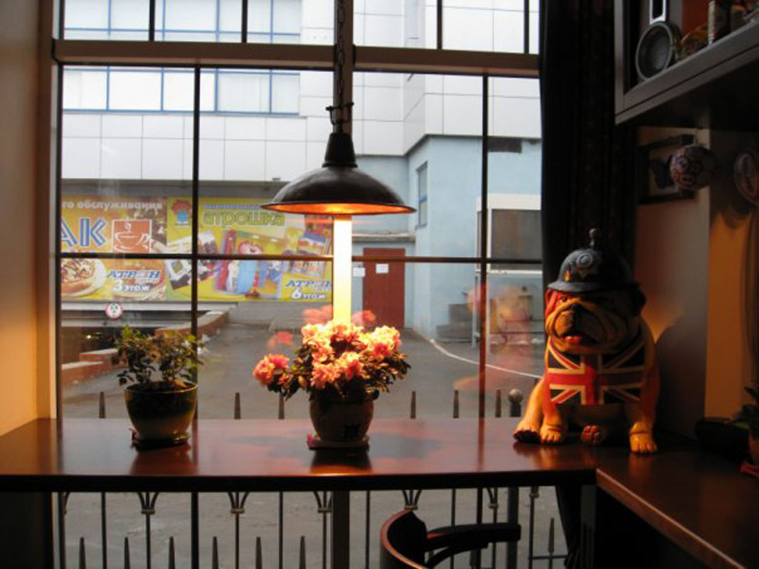 Основной зал — БИФИТЕР