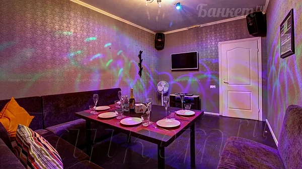 Караоке-клуб Маска, 15 Вип залов (отдельные кабинки) — фото