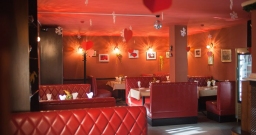 Основной зал