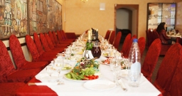 Основной зал