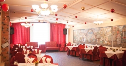 Основной зал