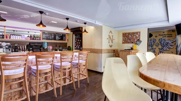 Барная зона — интерьер зала