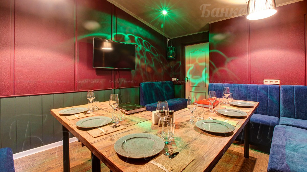 Кабина — Винный бар Дом 40 / Караоке Соло