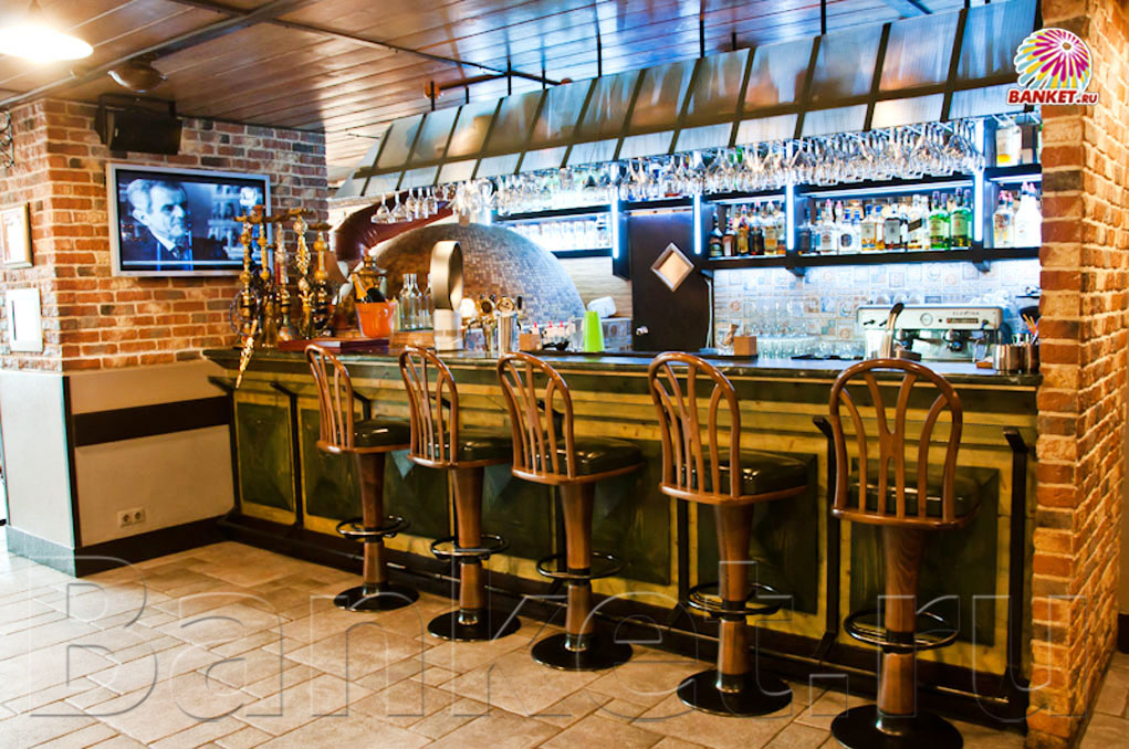 Зал на первом этаже — Итальянский Ресторан Густо