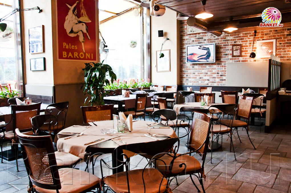 Зал на первом этаже — Итальянский Ресторан Густо