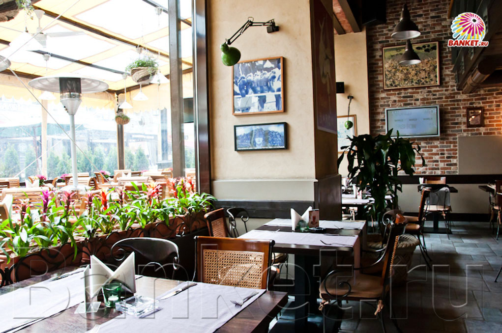 Зал на первом этаже — фото 4