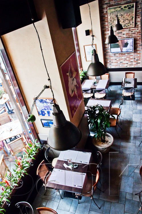 Зал на первом этаже — фото 5