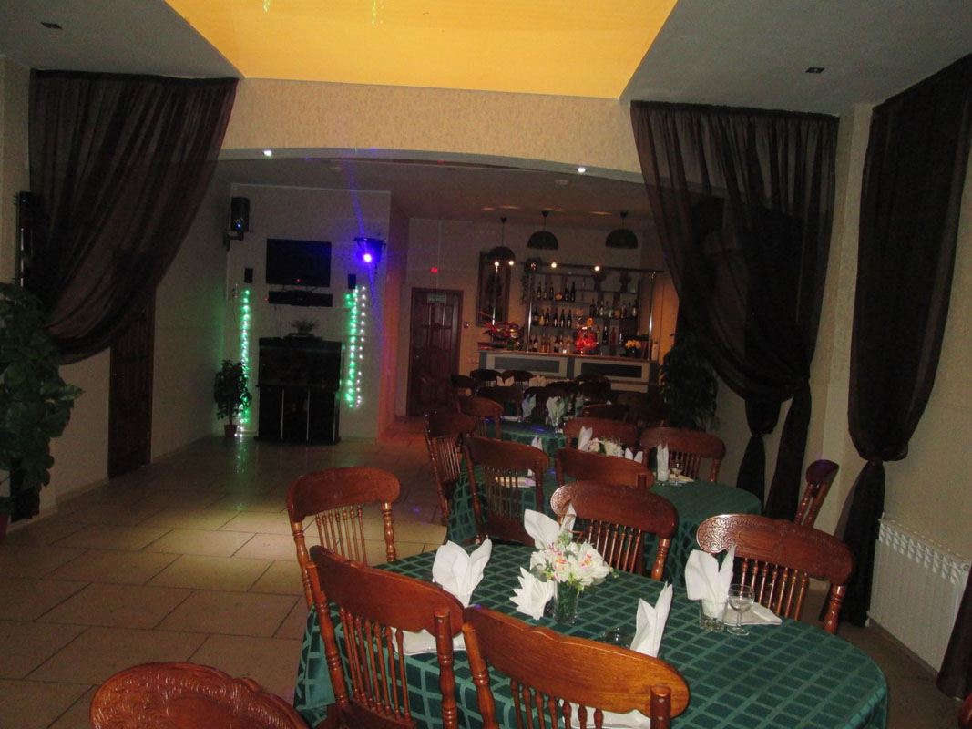 Основной зал — Родовое гнездо