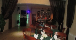 Основной зал — интерьер зала