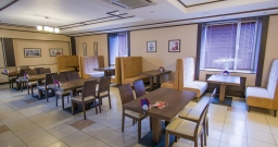 Основной зал