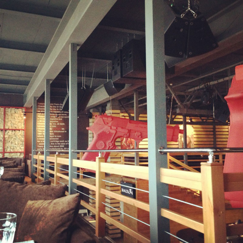 Основной зал — Балкон