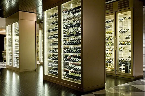 1 — Ресторан Les Menus