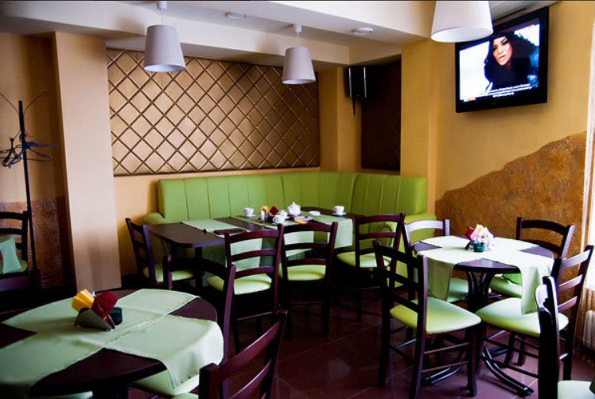 Основной зал — Голд