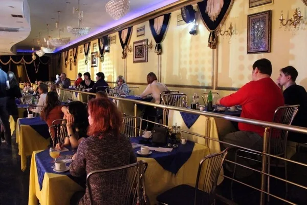 Основной зал