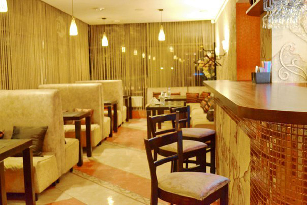 Основной зал — Либерти на Введенской