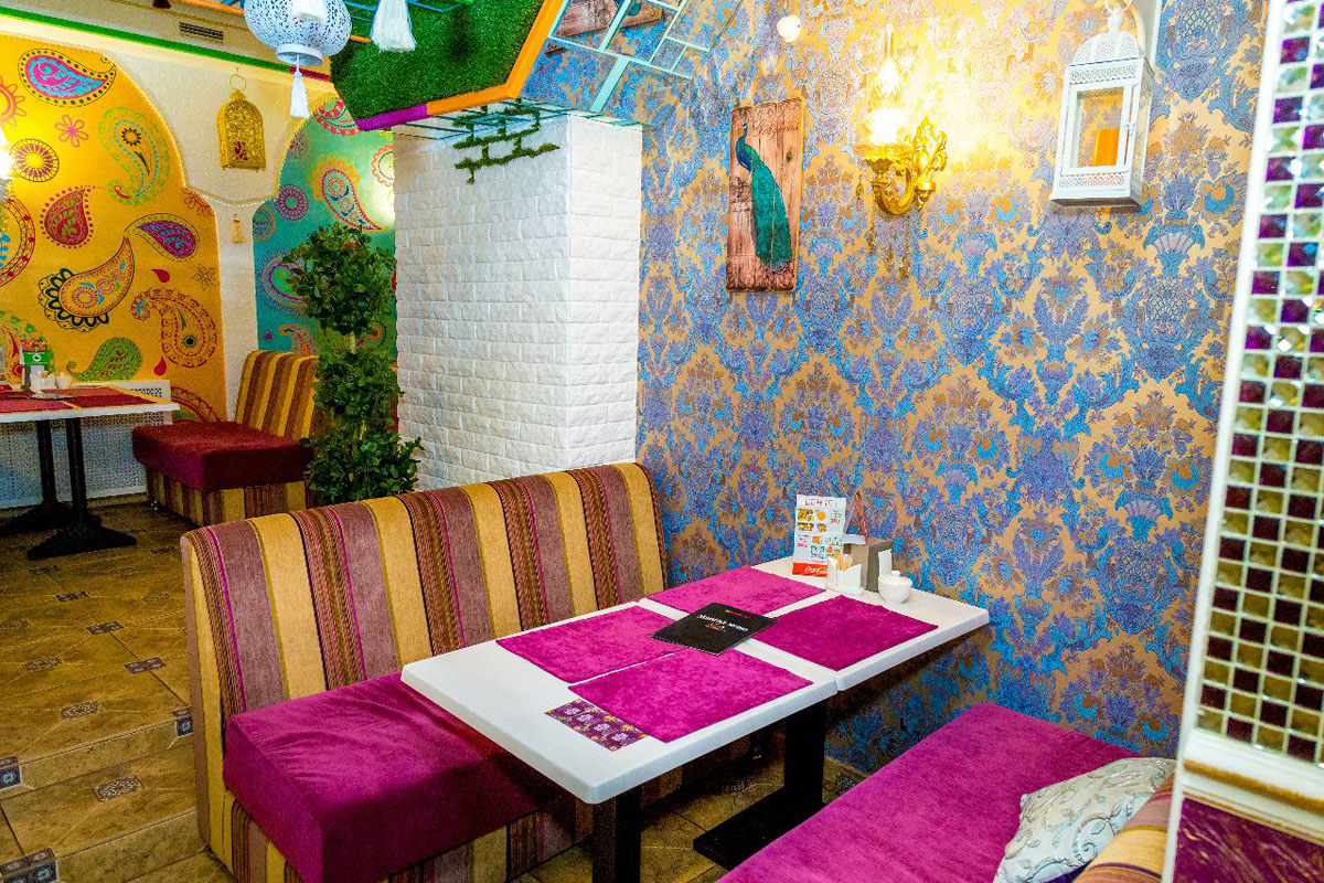 Основной зал — Павлин / Pavlin