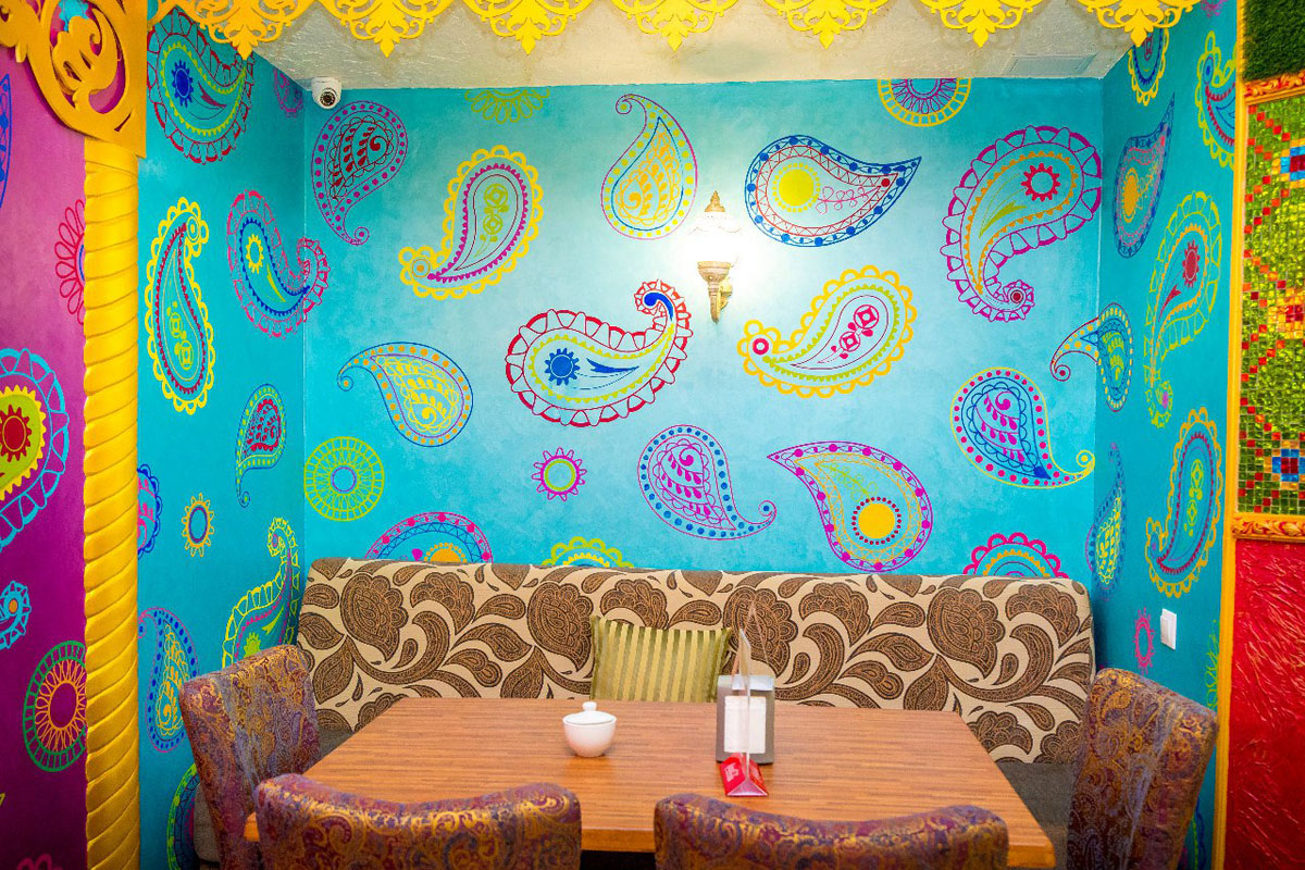 Основной зал — Павлин / Pavlin