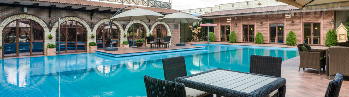 Терраса у бассейна (100 чел.) — Птицы и Пчёлы