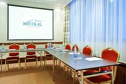 Конференц-зал Моне — Отель M’Istra’L Hotel & Spa / Мистраль, Москва