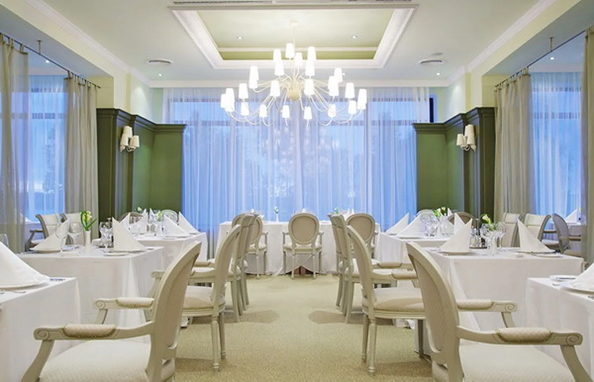 Брассери La Croisette — банкетный зал Отель M’Istra’L Hotel & Spa / Мистраль, фото