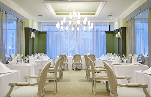 Брассери La Croisette — Отель M’Istra’L Hotel & Spa / Мистраль
