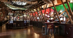 Основной зал