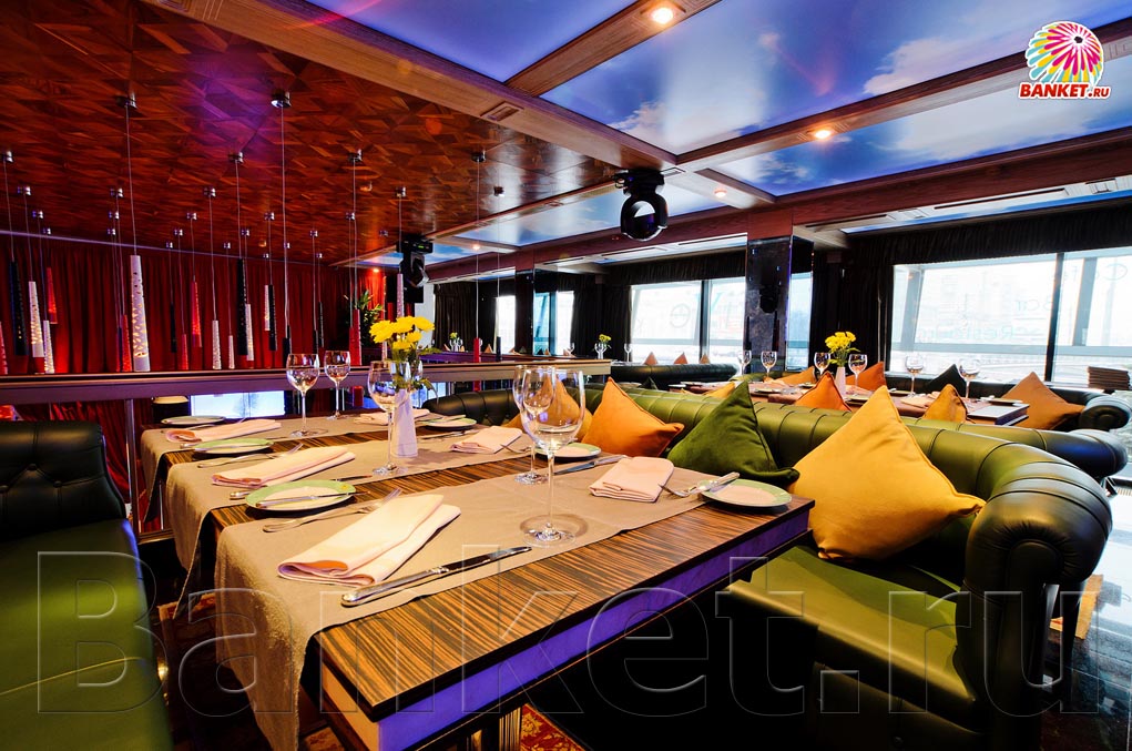 Основной зал 2й этаж — Караоке ресторан Take five