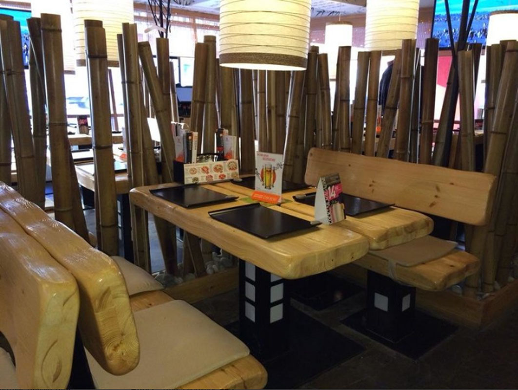 Основной зал — Тануки на улице Цурюпы