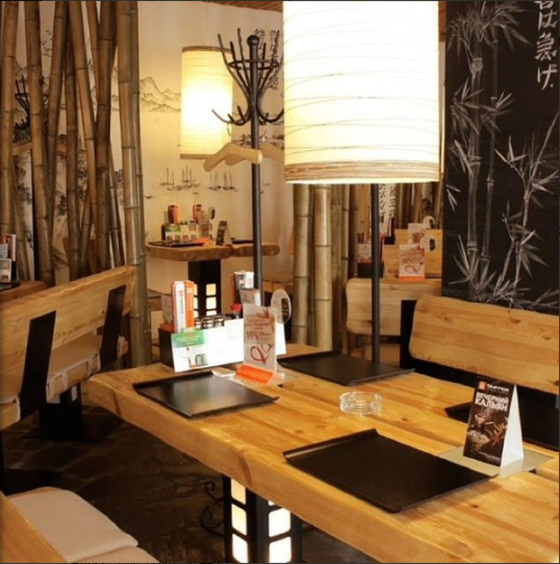 Основной зал — Тануки на улице Цурюпы