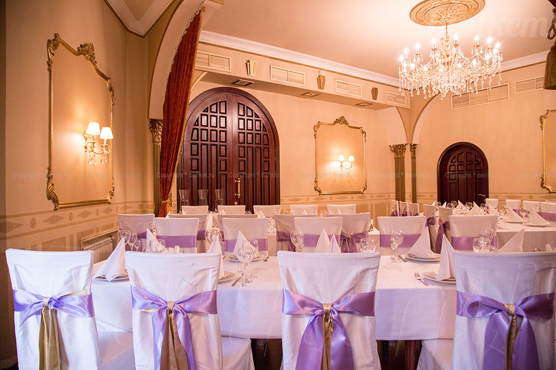 Зал ресторана — Ресторан, банкетный зал СолоЛаки