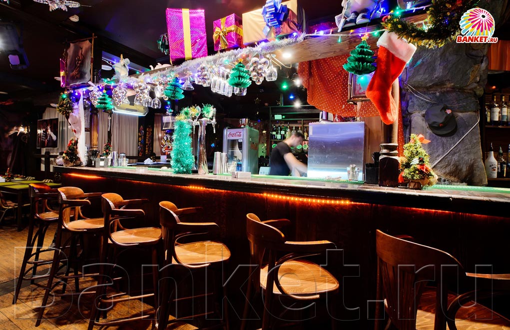 Общий зал с барной зоной — Shishas Lounge Bar 