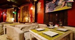 Общий зал с барной зоной Общий зал с барной зоной — интерьер зала