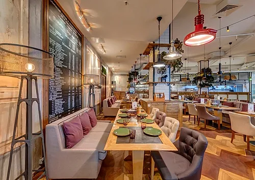 Большой зал — Bon App cafe