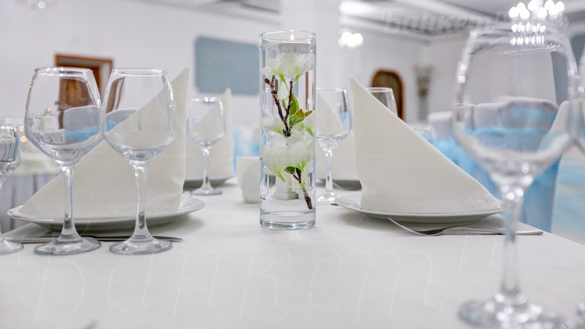 Банкетный зал — Хинкальная City