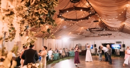 Шатер Мята Шатер Мята — интерьер зала