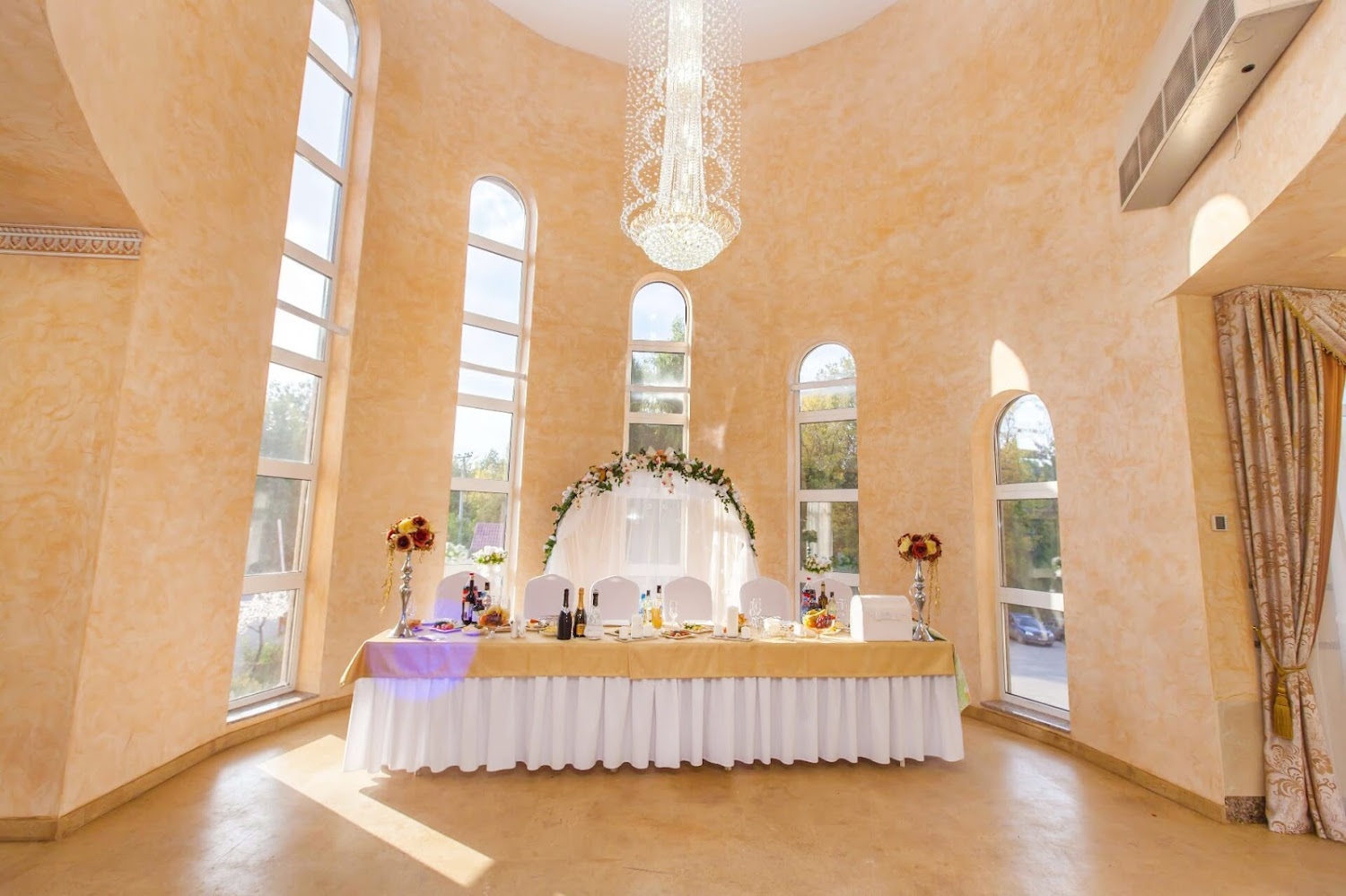 Зал Арарат — Банкетный зал Жемчужина