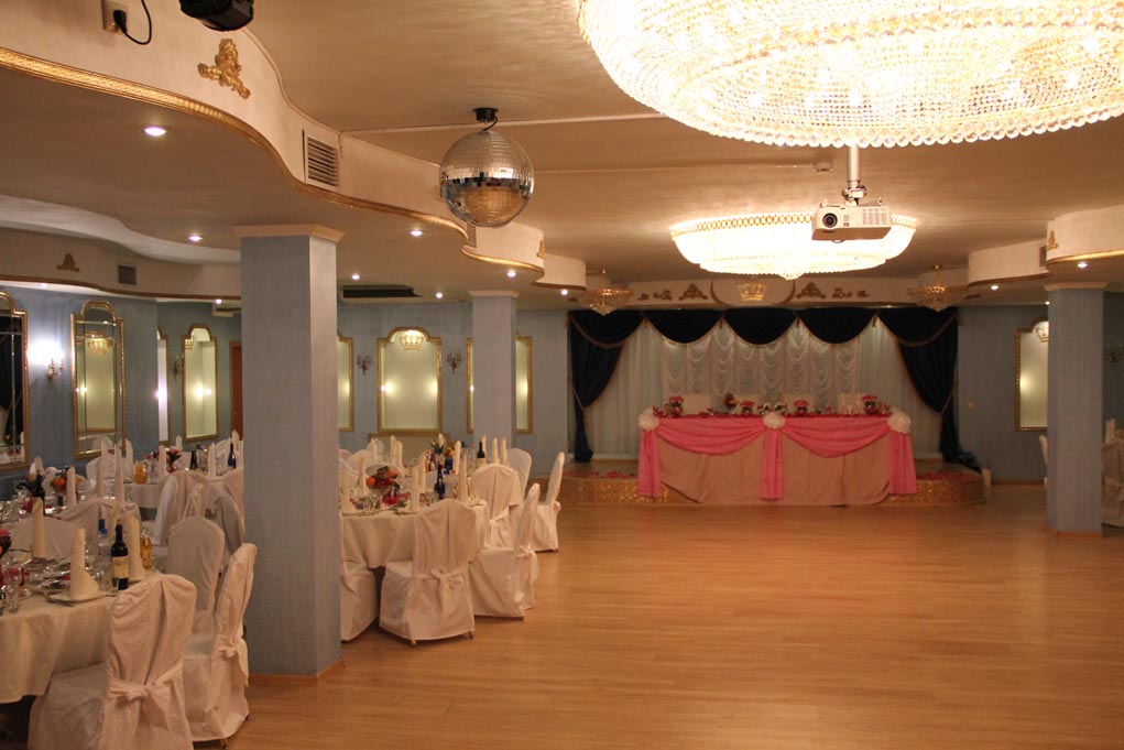 Ресторан Страдивари — Ресторан Страдивари, фото банкетного зала