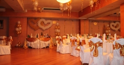 Ресторан Страдивари Ресторан Страдивари — интерьер зала