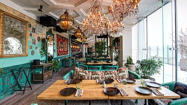 Веранда — Ресторан Казбек, Москва