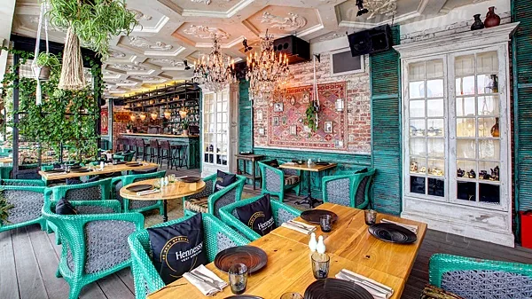 Веранда — Ресторан Казбек, Москва